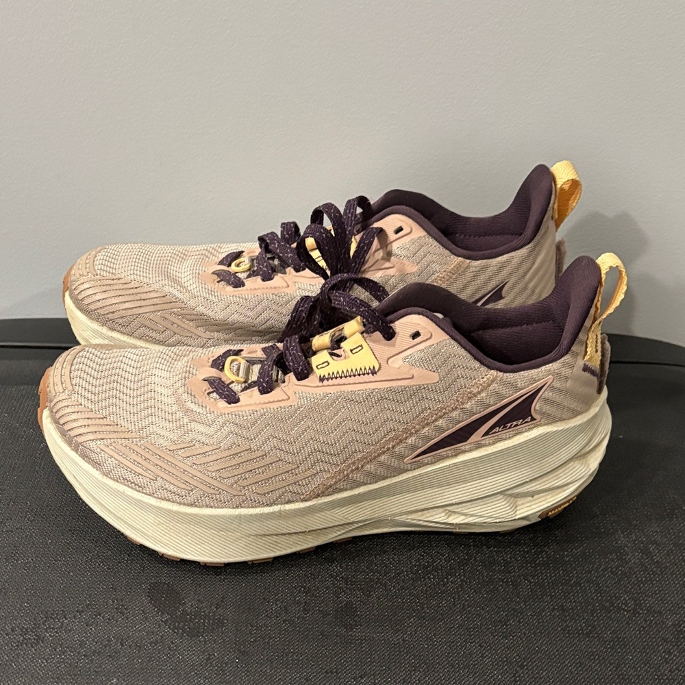 Women’s Altra experience wild